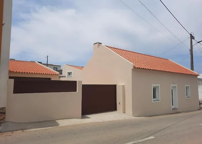 Zeca Holidays-atalaia Water Fall