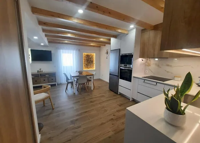 Dom wakacyjny Zeca Holidays-atalaia Water Fall *